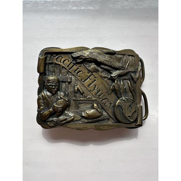 1984 1st Edition Pacific Flyway Belt Buckle by LTD PREMIUM CO Number 29 - Picture 6 of 12